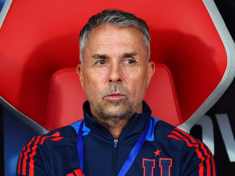 EXCL: La dirigencia de Newell’s tendrá esta tarde una reunión con Gustavo Álvarez, de último paso por Universidad de Chile.