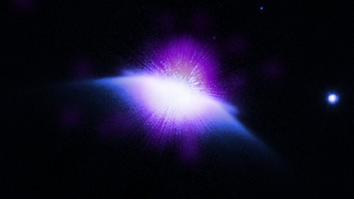 Chandra Observatory tweet media