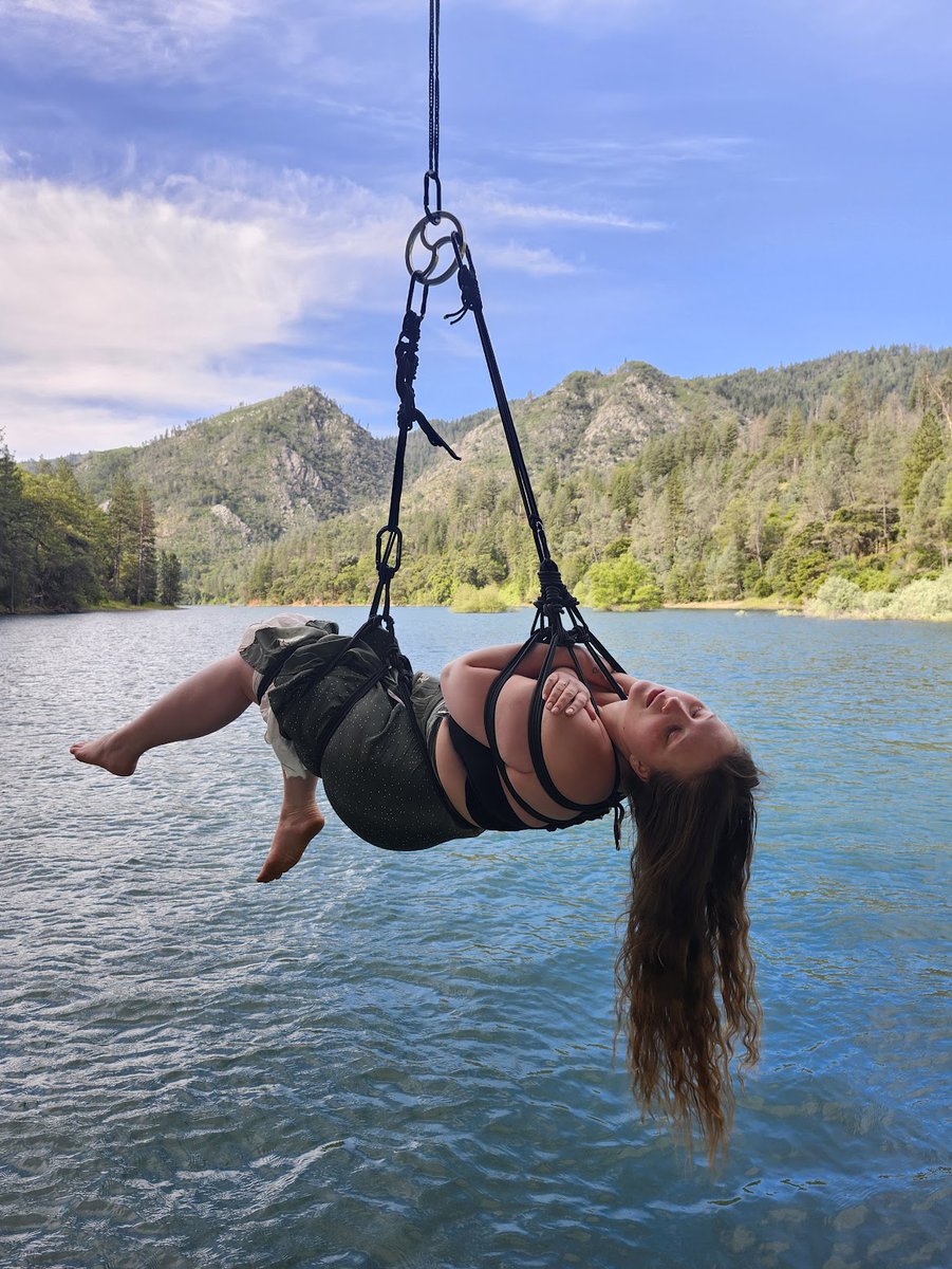 Mx.Knotty tweet media