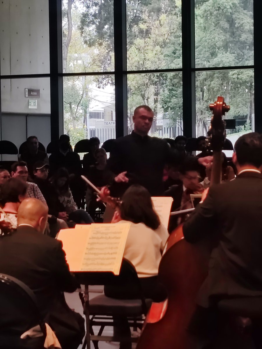 OCBA_MX's tweet photo. ¡Qué tarde tan hermosa vivimos ayer en nuestro #Programa2!
🎶Entre sonidos delicados y un lugar único, la música de nos unió a todos🎹
👏Gracias por sus aplausos en este maravilloso lugar, el Pabellón Escénico del @jardinescenico🌲 https://t.co/m0RST4vxW9