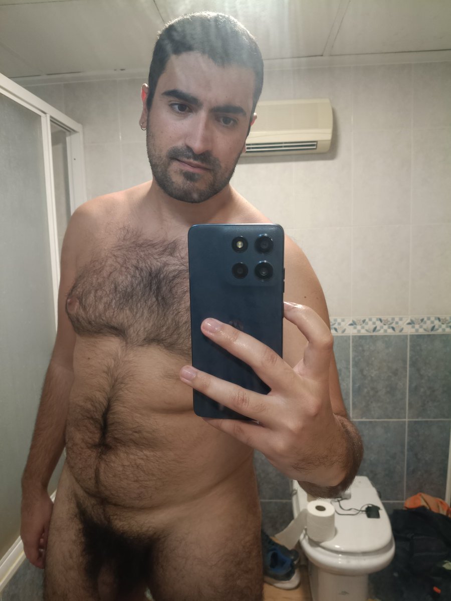 King 👑🇪🇦 Pube royalty tweet media