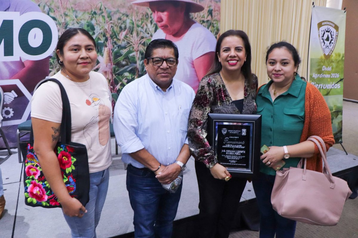 MassNieto's tweet photo. Evento de Profesionistas y Agrónomos de Campeche 2026.
El Campo Campechano es Compromiso y Responsabilidad de Todos.
@Claudiashein
@LaydaSansores
@LizHernandezMx
@Abidfranco 
@RoxanaRiveraP https://t.co/R3rfsCmSf6