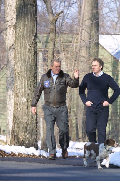 2001 Live tweet media