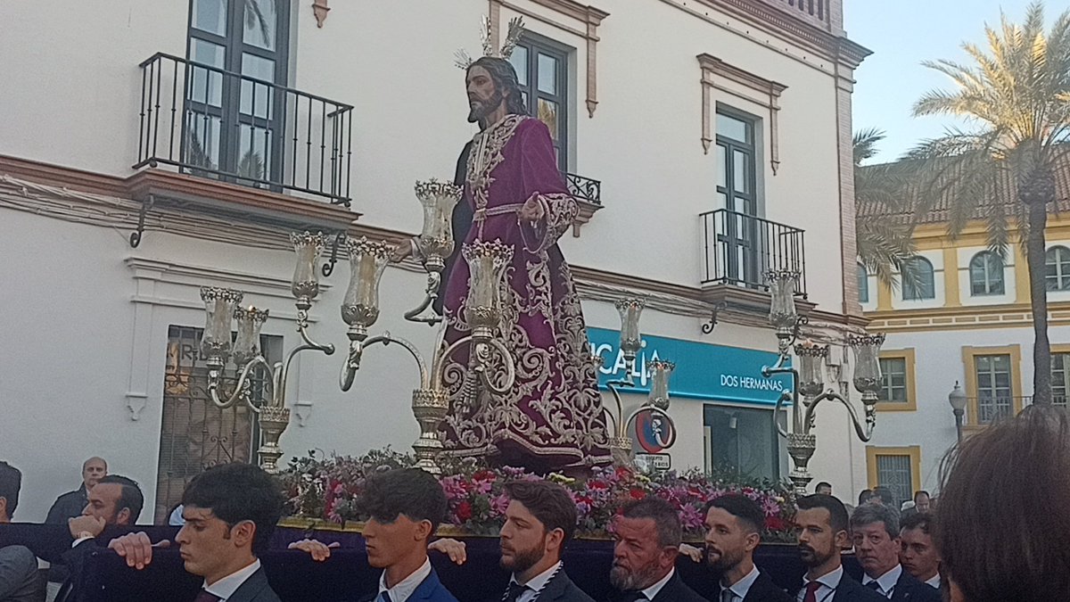 DosHermanasCofrade tweet media