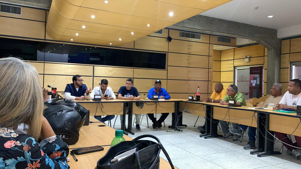 Viva la UCV tweet media