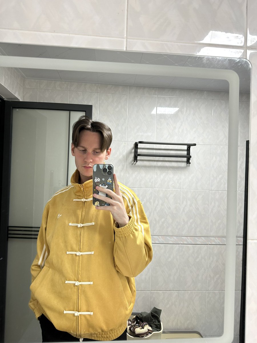 josh 💭 tweet media