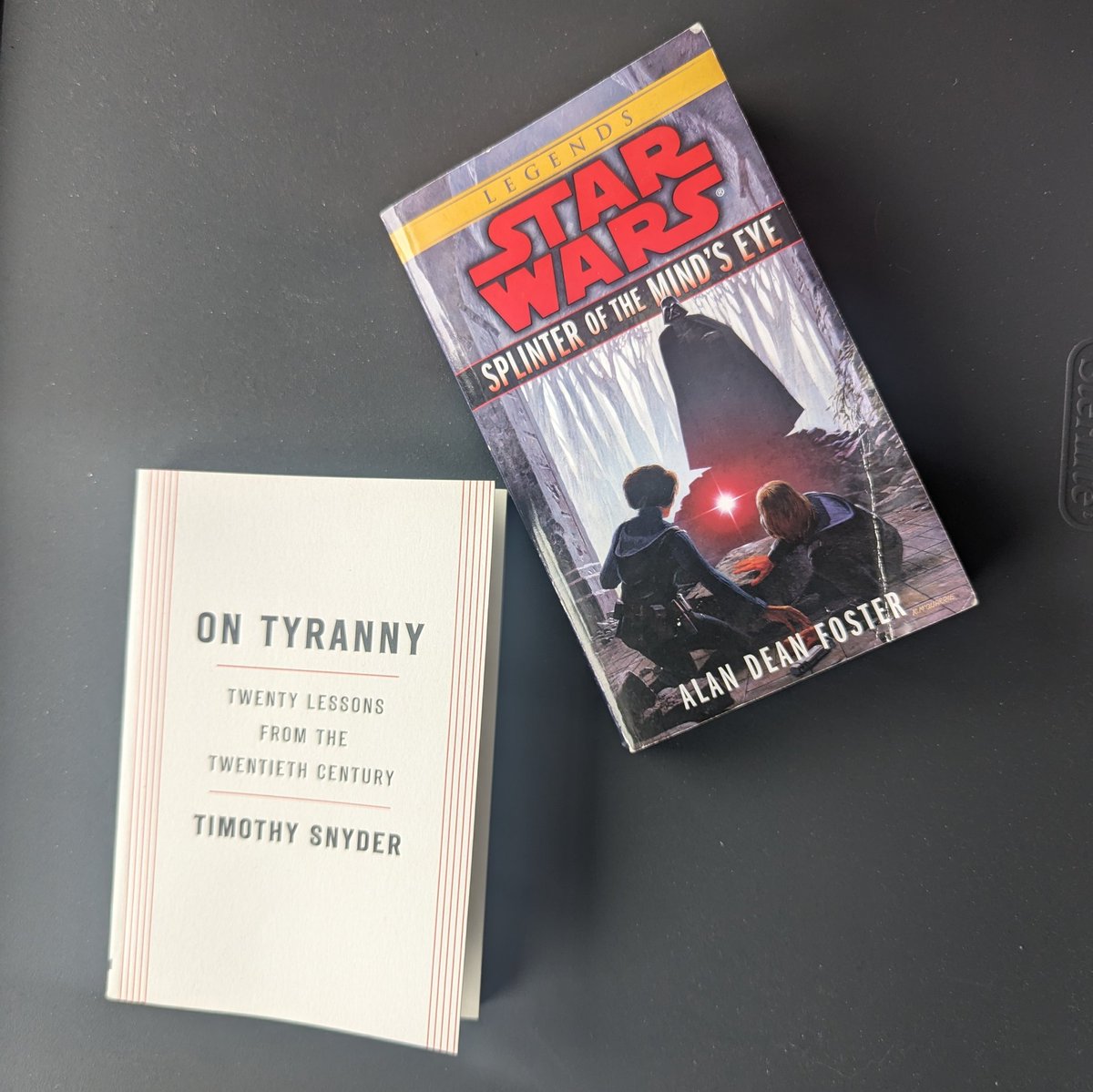 Toby (von Red Scare) tweet media