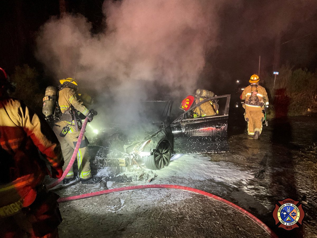 BurtonFire_SC tweet media