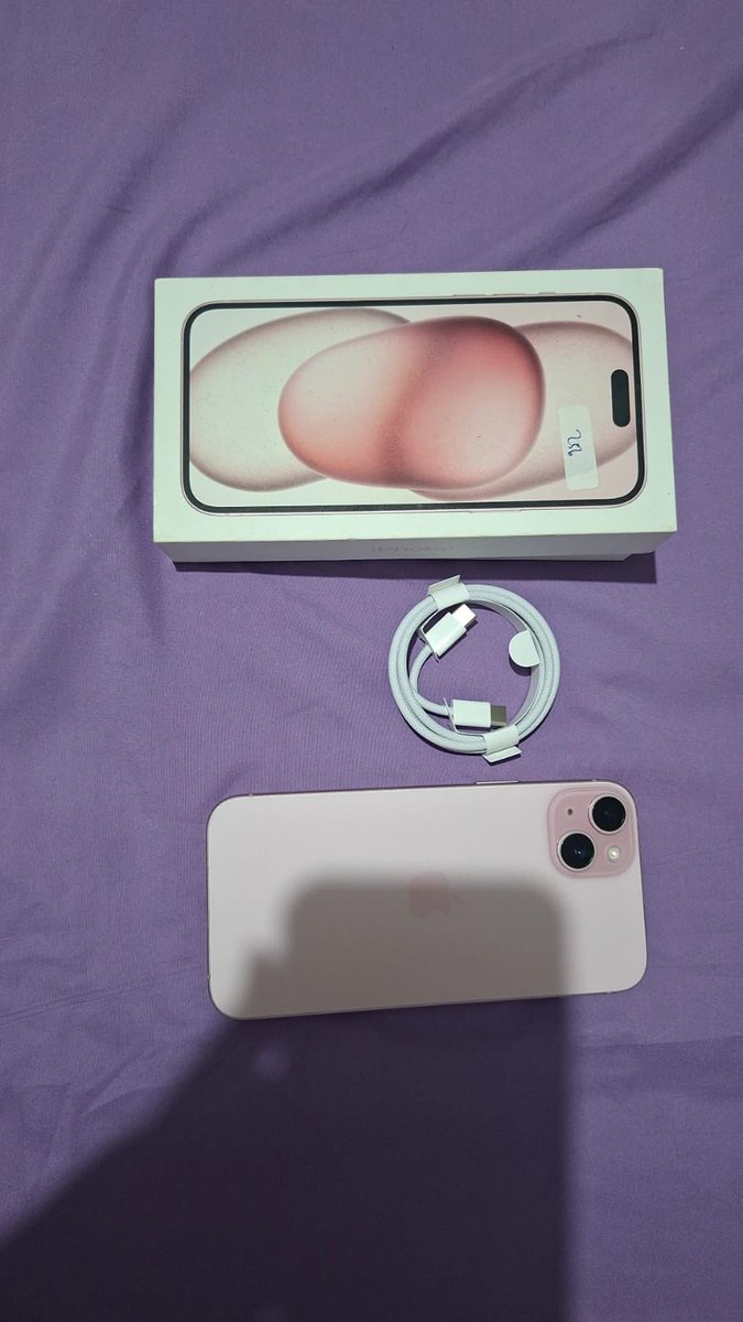 sunshineemoonn's tweet photo. wts iphone 15 plus pink 256 GB eks digimap

💸 13.900.000
pemakaian dari okt 2024
BH 88%
mulusss like new, belum pernah jatuh samsekk
prefer cod di citos ya
harga bs nego tipisss https://t.co/vIyueHYrk2