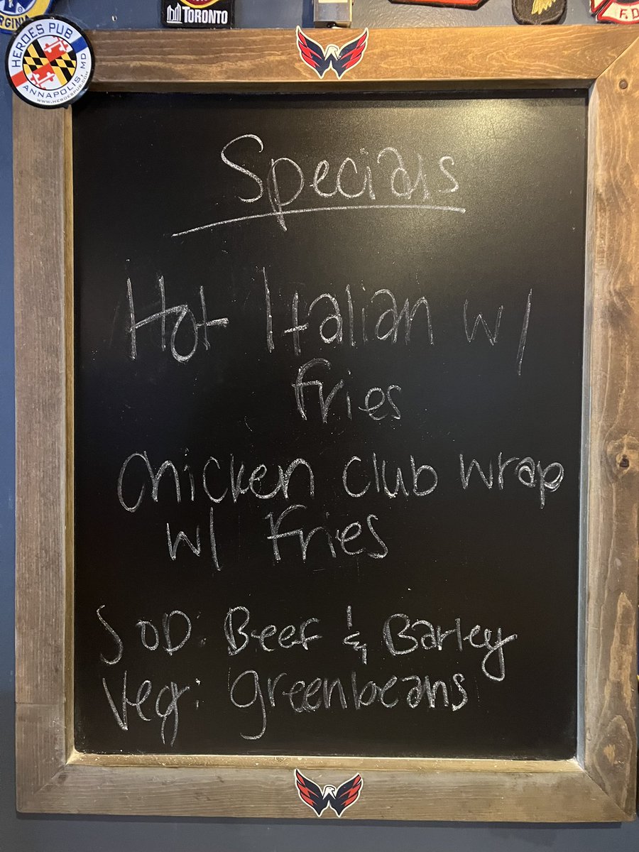 heroespub's tweet photo. Monday Specials at Heroes Pub🇺🇸 https://t.co/e1I9HL5Db2