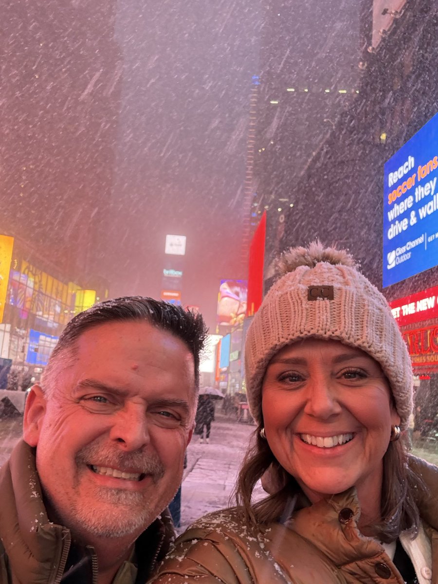 danny_davis33's tweet photo. Mega snow storm in NYC 2026!!! https://t.co/qY8zrjSdbm