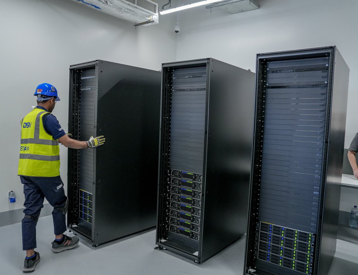 سواعد سعودية 🇸🇦 tweet media