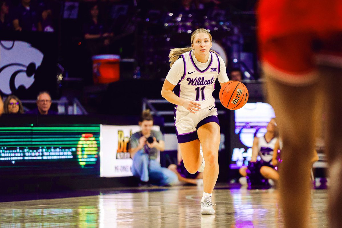 Raise your hand “✋” if you want $150…

Yall know the drill, If we don’t cash then I’ll send $150 to two followers in the comments section for a total of $300

WCBB POTD 👩🏽‍❤️‍💋‍👩🏾🏀 

-Taryn Sides O 10.5 PTS 

Let’s keep heating up, had an amazing day yesterday so let’s continue that