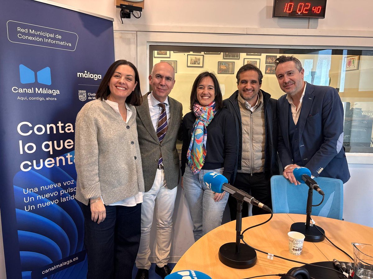 Nuevo lunes de tertulia "El día por delante" de <a href="/CanalMalagaRTV/">Canal Málaga RTV</a>, hoy con un invitado especial <a href="/morenobrenes/">Pedro Moreno Brenes</a>. 
Hablamos de acentos, andalucismo y leyes con <a href="/MariaJ_Vidal/">María J. Vidal</a> <a href="/JavierG_Leon/">Javier García León</a> y <a href="/Jrrrey/">JR Rey®</a> 
canalmalaga.es/videos/detail/…
