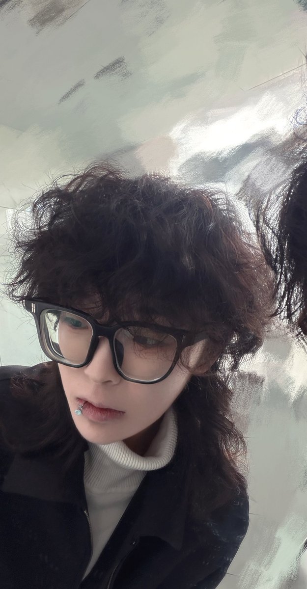 huggy007iss's tweet image. 我盯上你的时候 是福是祸自己把握 #le #wlw #ttl