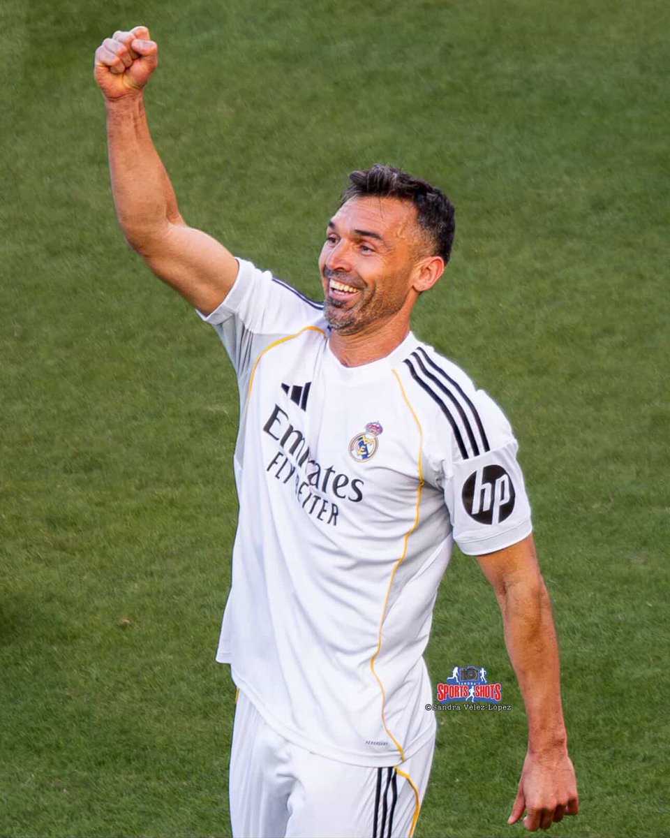 barral23's tweet photo. What a feeling!! Real Madrid - Barcelona https://t.co/9vGKYyct5a