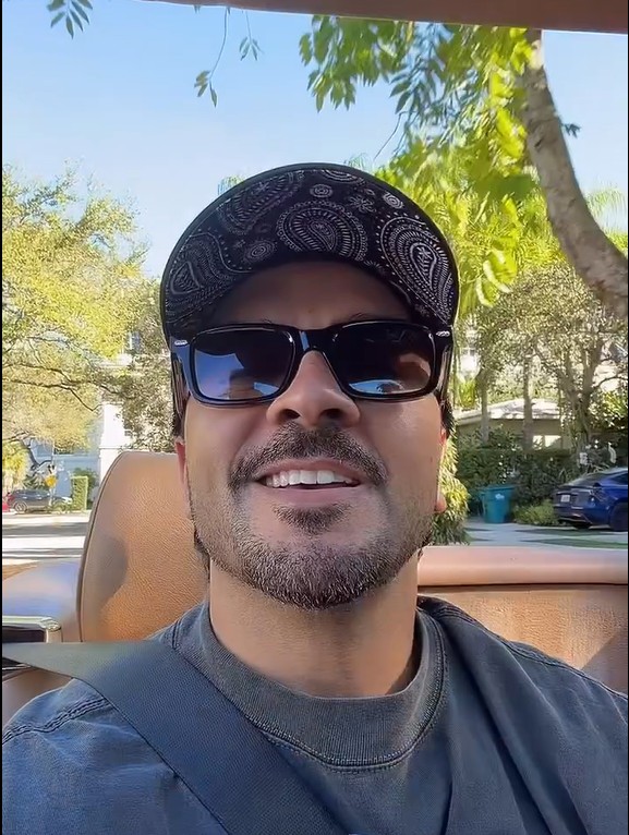 UMUSICA's tweet image. #Cambiaré sigue debutando en las listas de #billboard hot 100 Colombia en el puesto #16 😍

¿Y tú ya escuchaste cambiaré?💃

#luisfonsi #feid