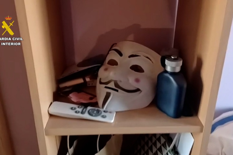 DarkWebInformer's tweet photo. ‼️🇪🇸 Four Core Members of Hacktivist Group 'Anonymous Fénix' Arrested for Cyber Attacks on Public Organizations by Spain's Guardia Civil (Civil Guard)

The individuals targeted websites belonging to government ministries, political parties, and public institutions, operating under the banner of the international hacking collective 'Anonymous.'

The group's activity surged following the DANA disaster in 2024, during which they launched a series of attacks against Public Administration websites, claiming the targeted entities were "responsible for the tragedy."

In May of last year, authorities arrested the group's administrator and moderator in Alcalá de Henares (Madrid) and Oviedo (Asturias). More recently, the two most operationally active members were detained in Ibiza and Móstoles (Madrid).

https://t.co/HvJlhuNrwE