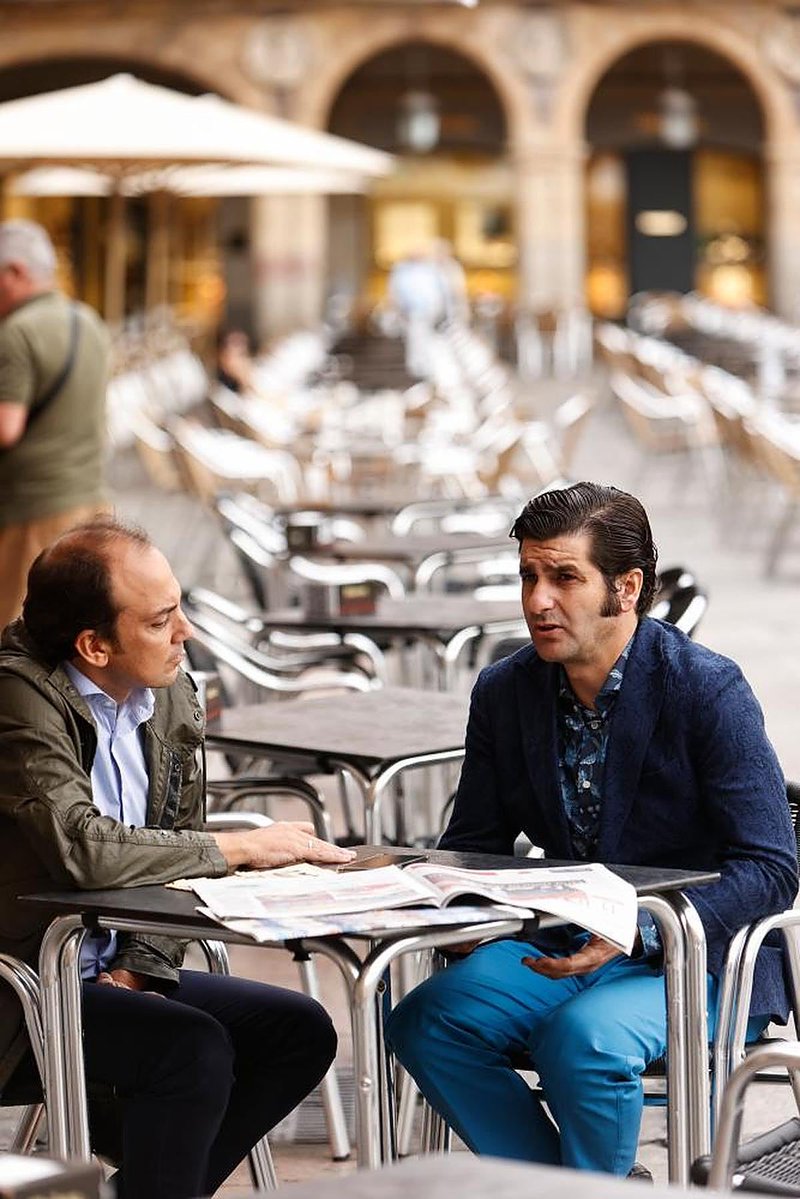 “Yo creo que el toreo es una profesión muy vocacional. Yo a veces la comparo con la de cura. Si no tienes una vocación muy fuerte no aguantas”.

Morante de la Puebla