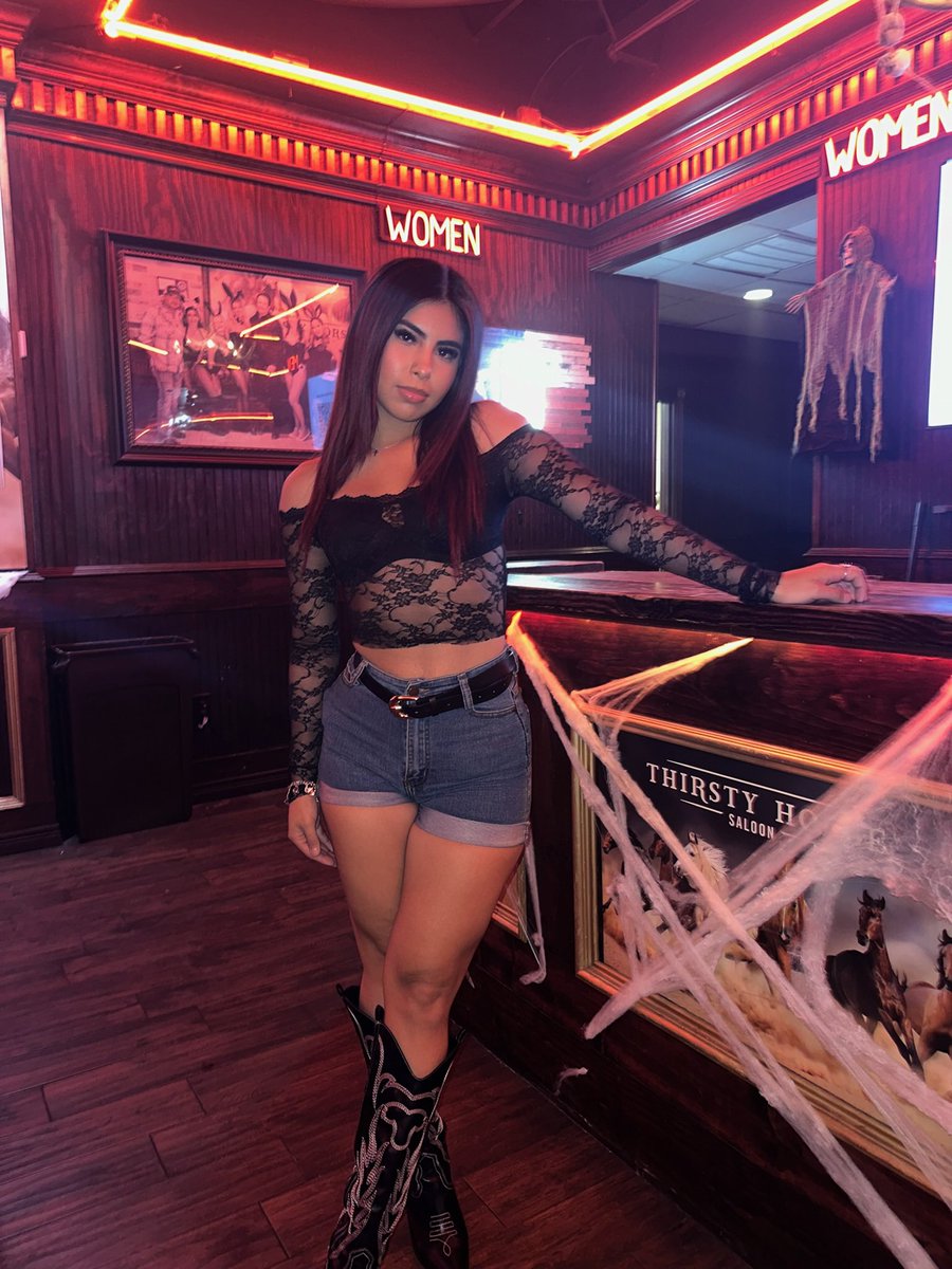 𝒜𝓂𝓂𝒶 ❥ tweet media