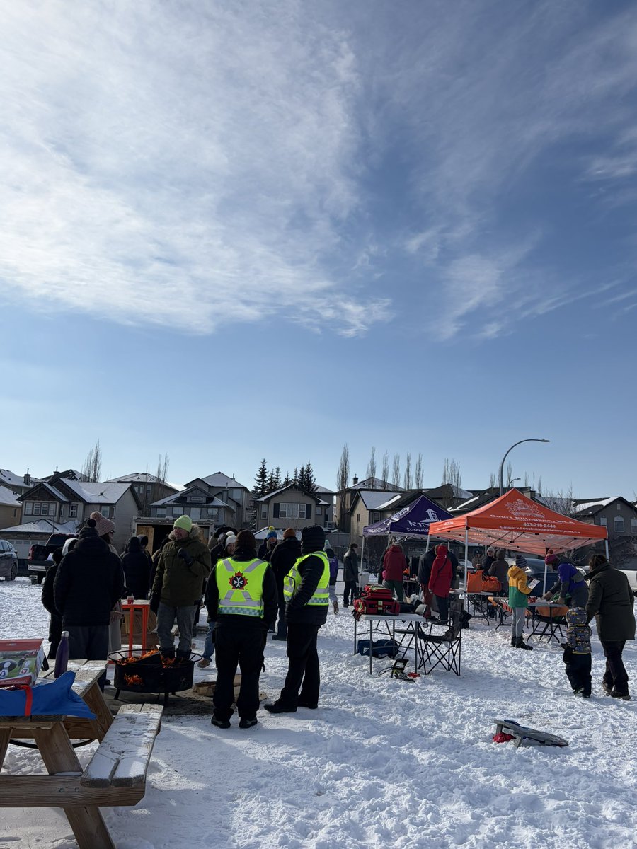 CourtEllingson's tweet photo. It was wonderful to celebrate the 8th Annual Winter Festival with the Kincora Community Association!
Even though it was chilly, there was lots of great conversations about supporting the community, and of course adorable animals!
#ableg #abpoli #yyc #CalgaryFoothills https://t.co/csD4i2N7rt