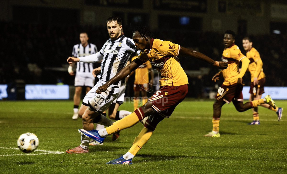 Craig Foy tweet media