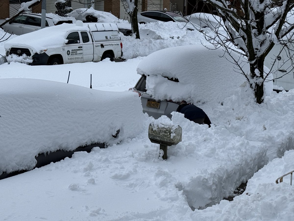 crescni's tweet photo. @NYCMayor @NYCSchools Are all boroughs truly being considered in this decision?  This is my street in Staten Island at 4:15 PM — still not plowed.  It’s unfair that my kids and others will be marked absent when roads aren’t safe and there’s no remote option for tomorrow. https://t.co/jaIftWvR9m