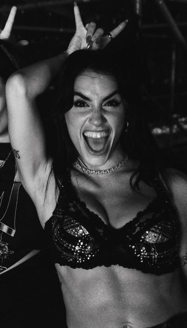 si este demonio me llama yo atiendo