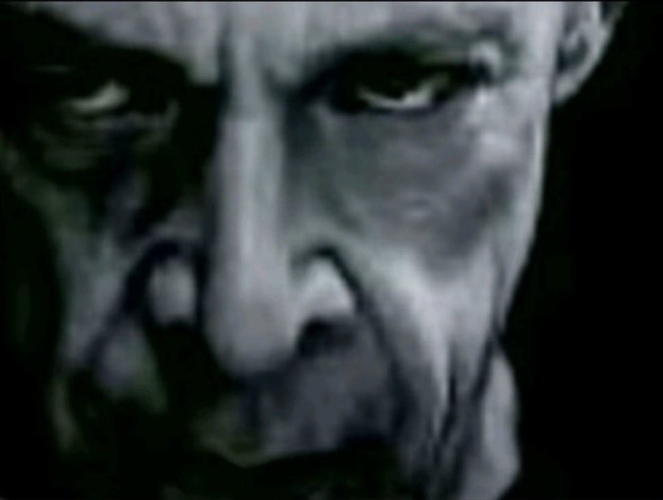 💝 ➤ Doomzo CEO tweet media