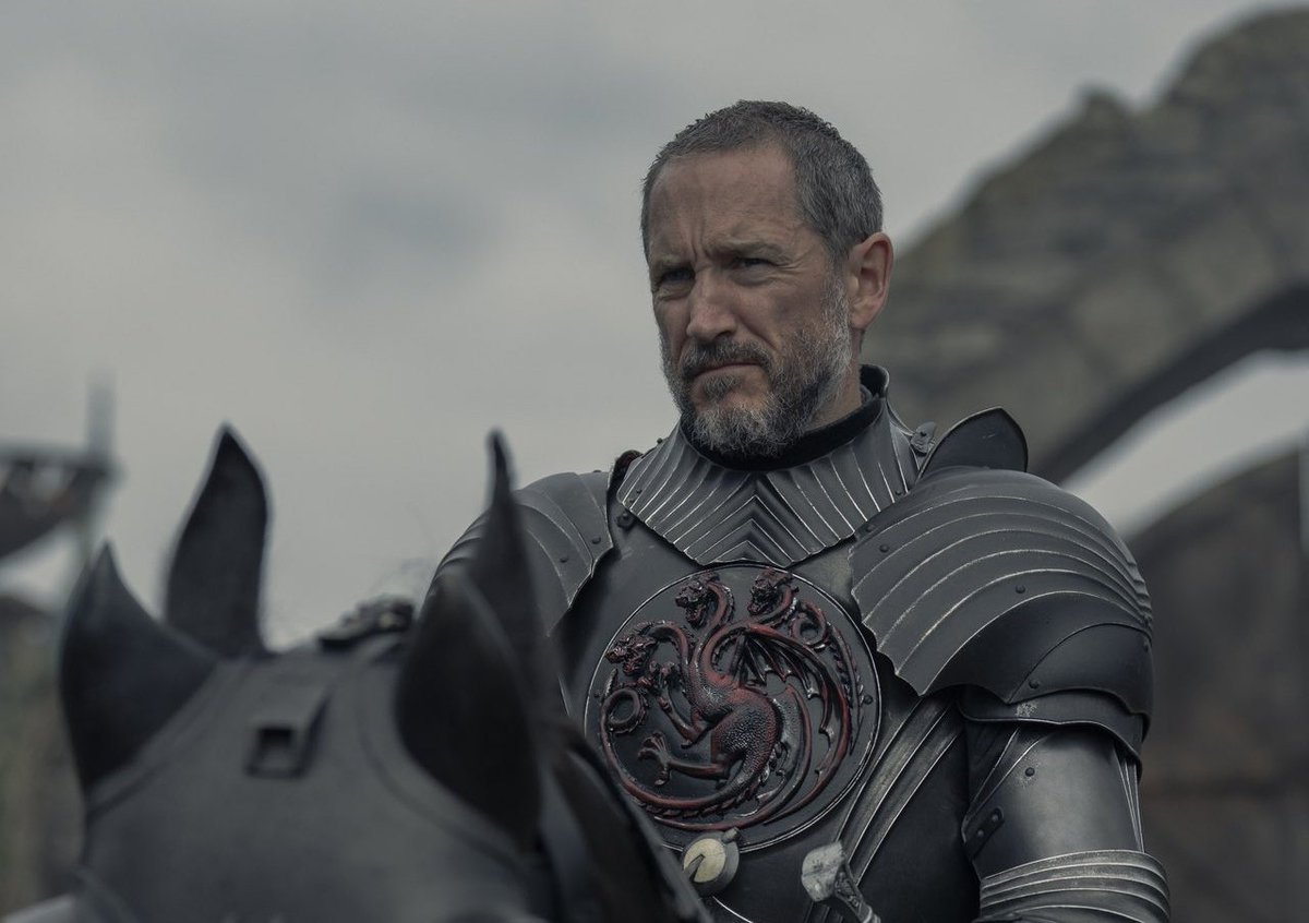 Thrones Updates tweet media