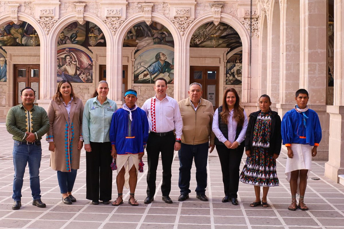 🏃‍♂️ ¡Orgullo rarámuri en Francia!
Estos son los atletas que representarán a Chihuahua llevando su resistencia al 🇫🇷 UTMB, una de las carreras de montaña más exigentes del mundo. Una historia de fuerza, cultura y espíritu que inspira.