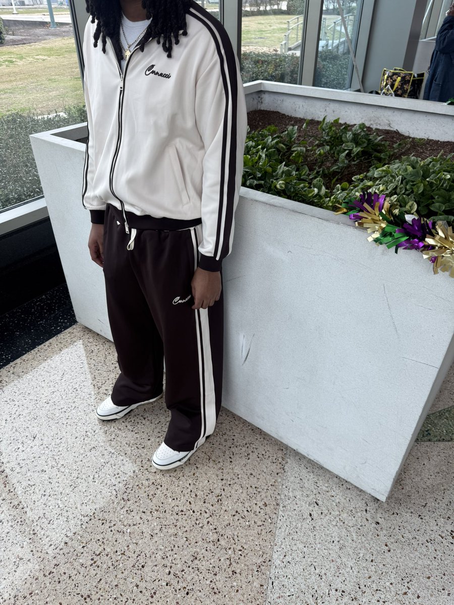 could care less (@lilwooes) on Twitter photo 