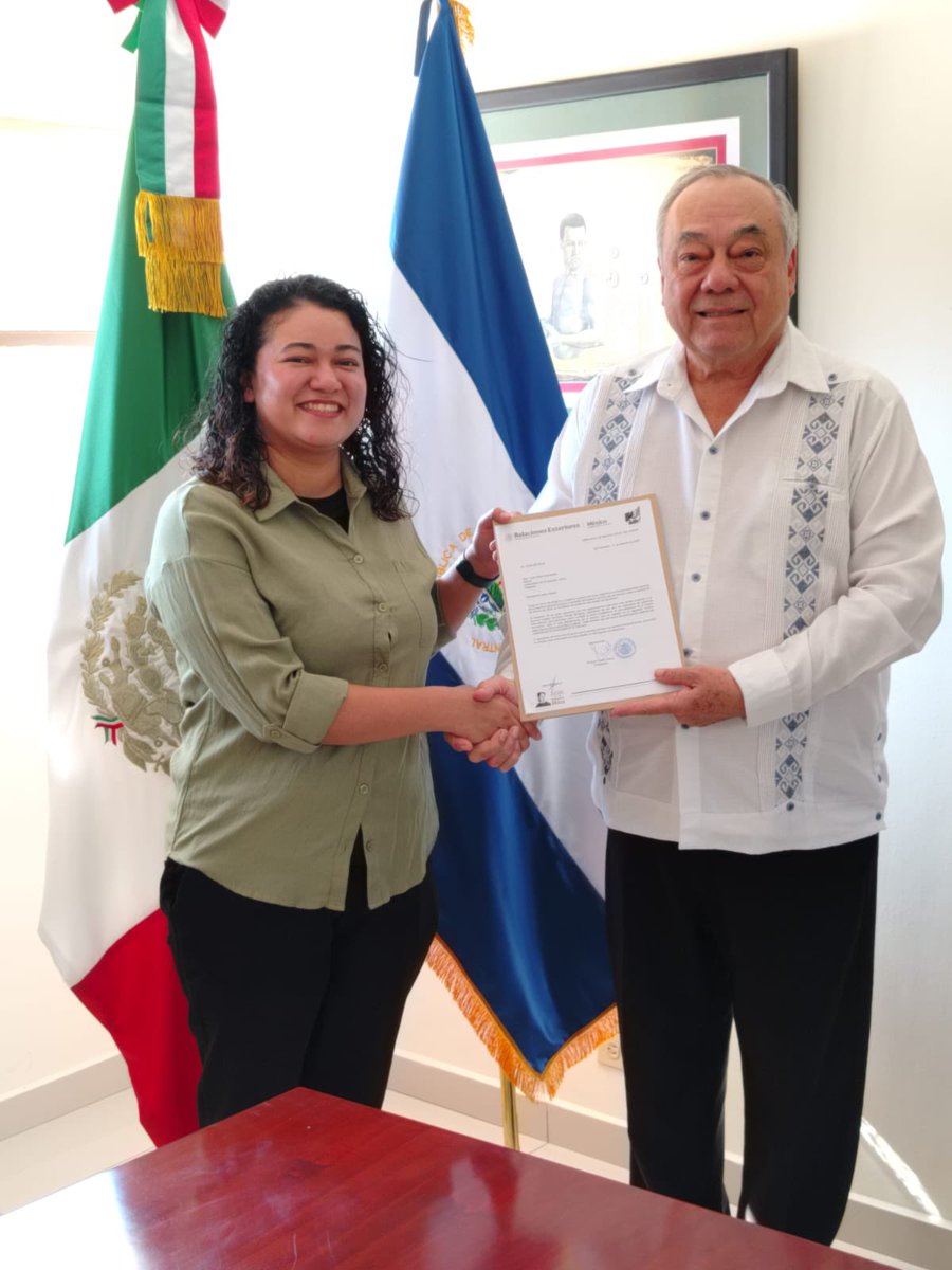 Embajada de México en El Salvador 🇲🇽 🇸🇻 tweet media