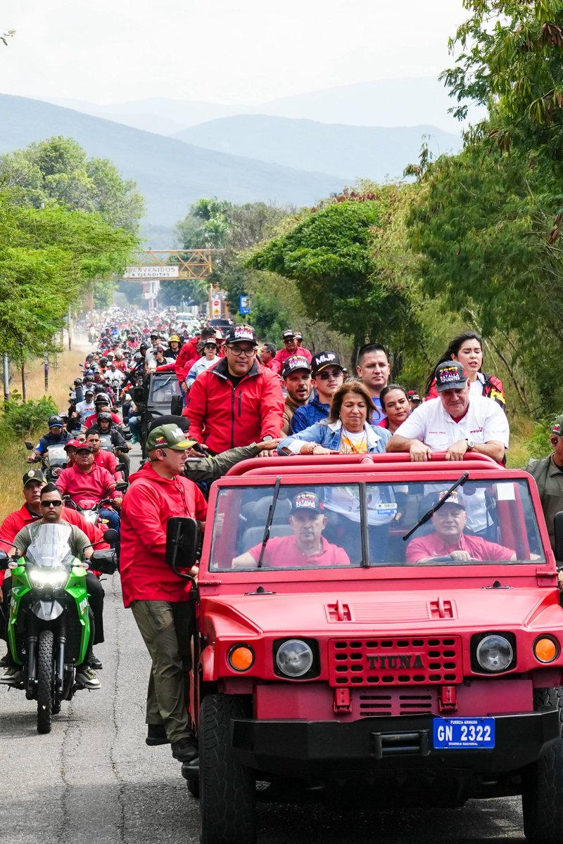 Con el Mazo Dando tweet media