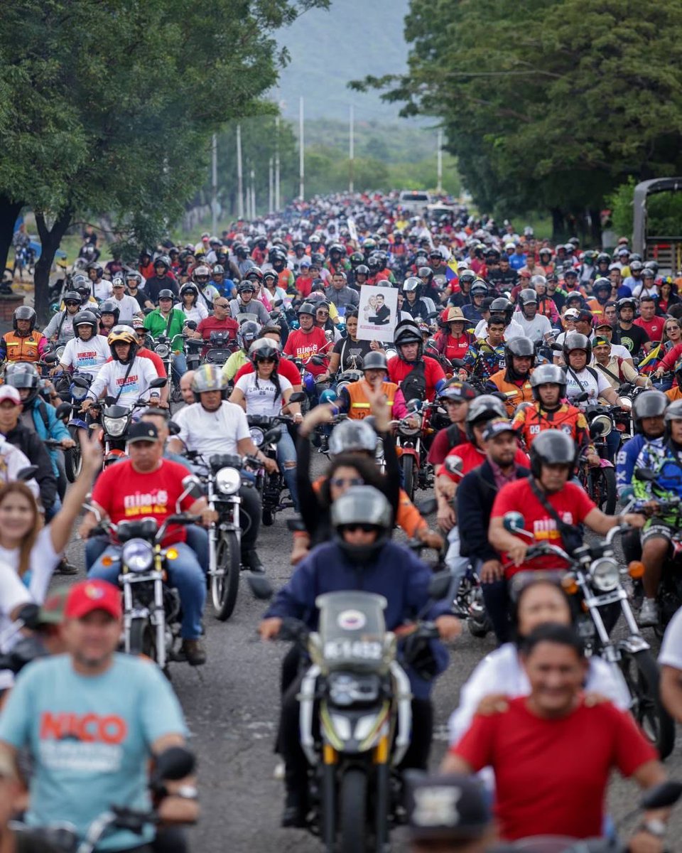 Con el Mazo Dando tweet media