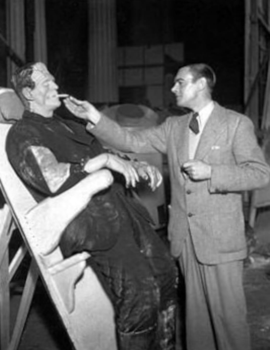 James Whale y Boris Karloff durante el rodaje de "Frankenstein" (1931) 🥰