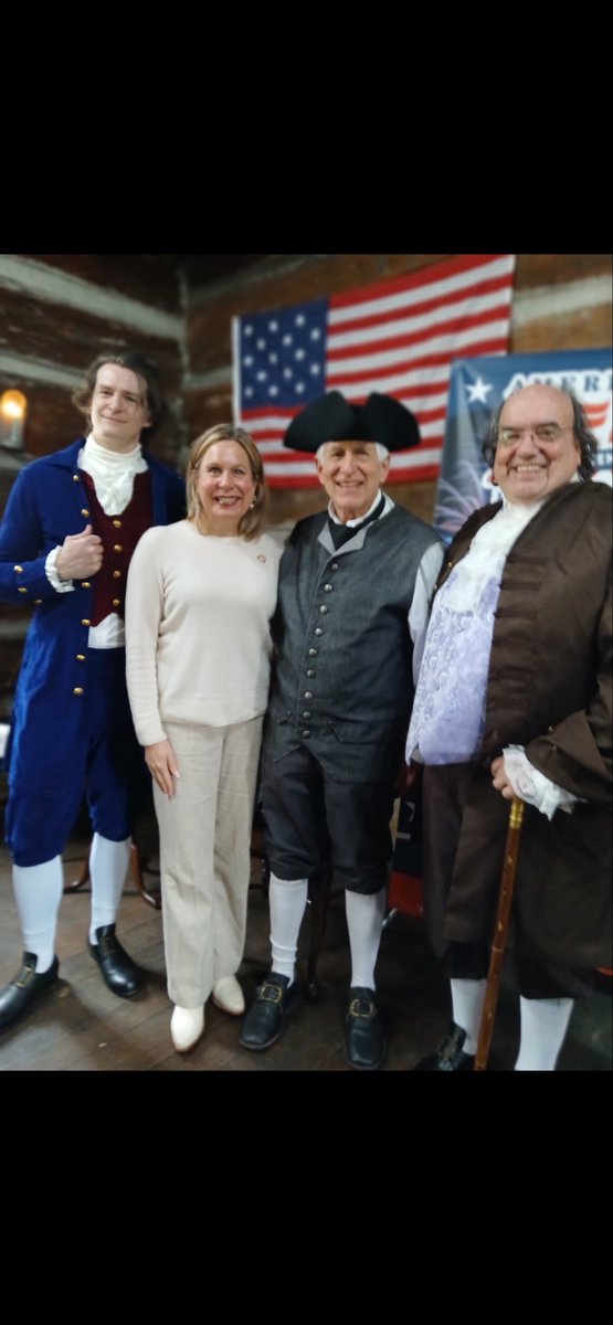 Amanda Mays Bledsoe tweet media