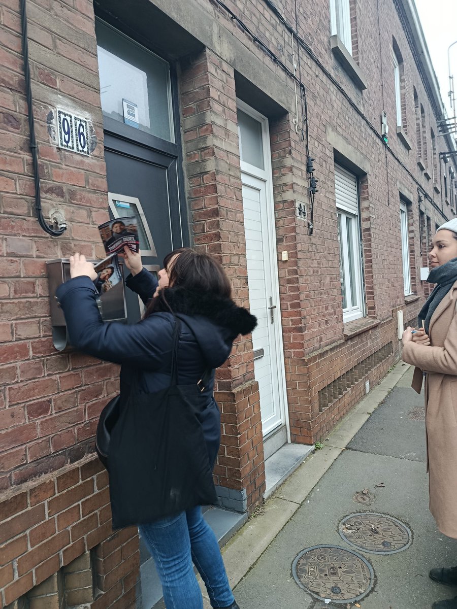 🚪🗳️ Porte-à-porte réussi aujourd’hui à #Wattrelos : beaucoup de retours positifs ! Les habitants veulent du changement et ne veulent plus voir Dominique  Baert à la tête de la ville. On continue 💪😊

 #Municipales #Wattrelos