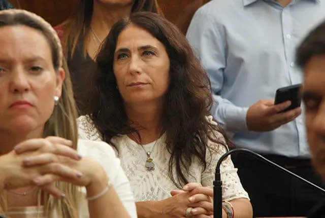 Crespo advirtió por el “abuso de mayorías” y la falta de respuestas sobre la nueva Tasa de Alumbrado
loquepasa.net/crespo-advirti…

<a href="/ValeriaLCrespo/">Valeria Crespo</a>