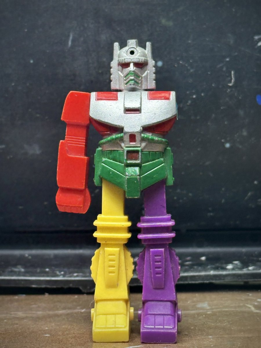 八展の帰りにゲットしたおもちゃ♪ 素晴らしい造形でとっても魅力的