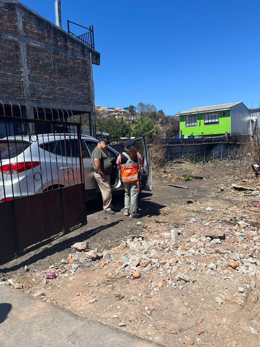Equipo de #SENAPREDBiobío supervisó en terreno el proceso de instalación de viviendas de emergencia en Lirquén, comuna de Penco.