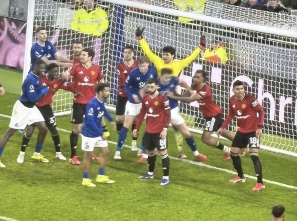 nocontextfooty's tweet image. 