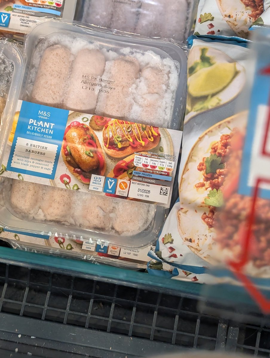 Daniel W tweet media