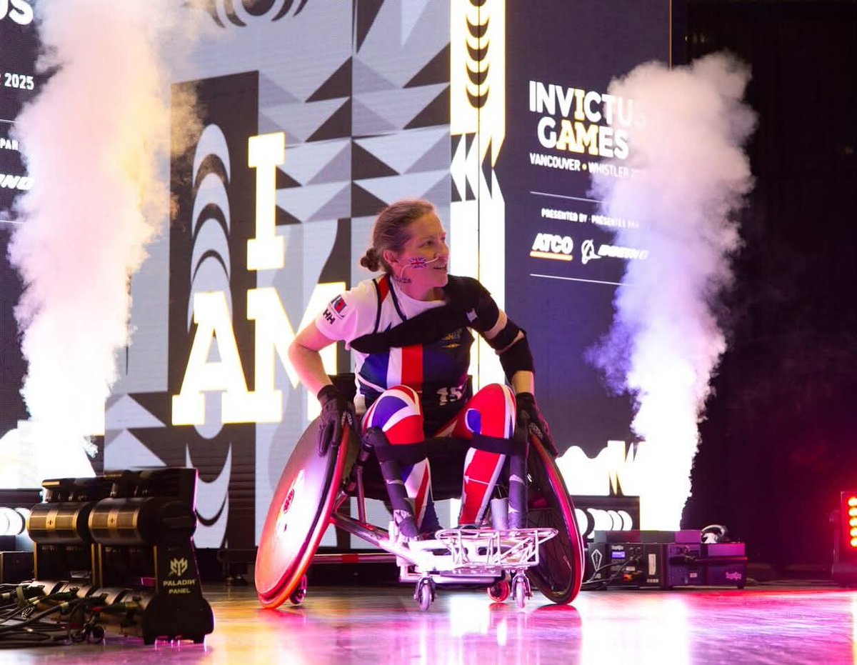 Mu_Ri_Elle's tweet photo. 🏉 ♿ From @Birmingham2027:
Enjoying #SixNationsRugby?
Wait until you see it Invictus Games style. 🔥
#WheelchairRugby has been part of the #InvictusGames since 2014.
#TeamUk have been a dominant force at every Games.
#Rugby 💛🖤 https://t.co/B4VQHZxDrY