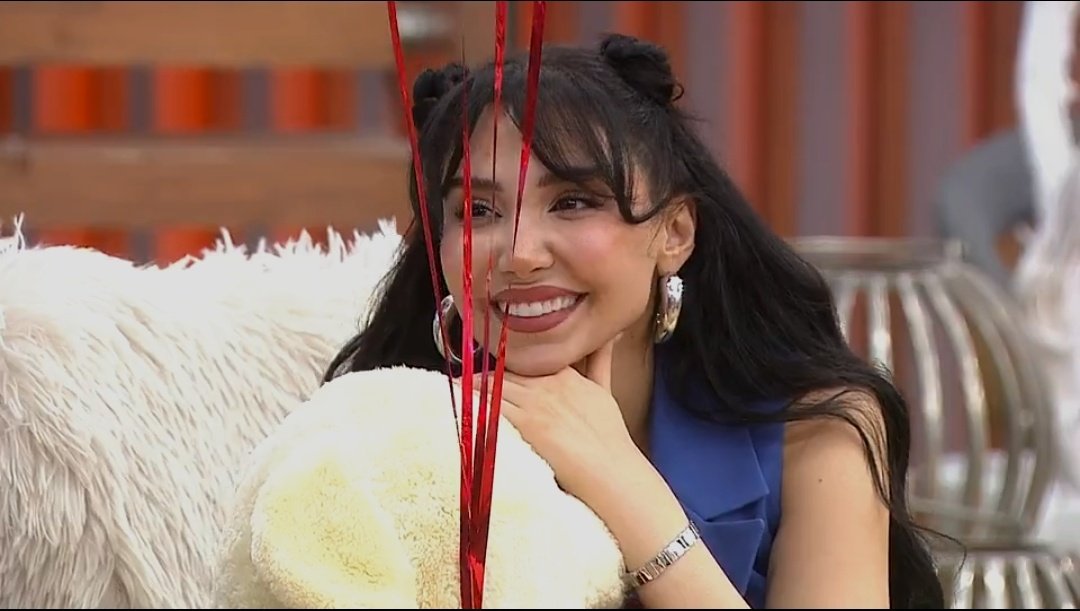 TypaG67597's tweet photo. Güzel gülüşün 🫠🤍
#kısmetseolur https://t.co/HI5bWMNWwB