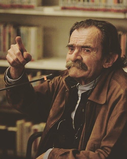 aletheia__'s tweet photo. — Dünya ne ise oydu; ben de ne isem o oldum

— uyuşamadık. Hepsi bu.

oruç aruoba https://t.co/rJtJov2njM