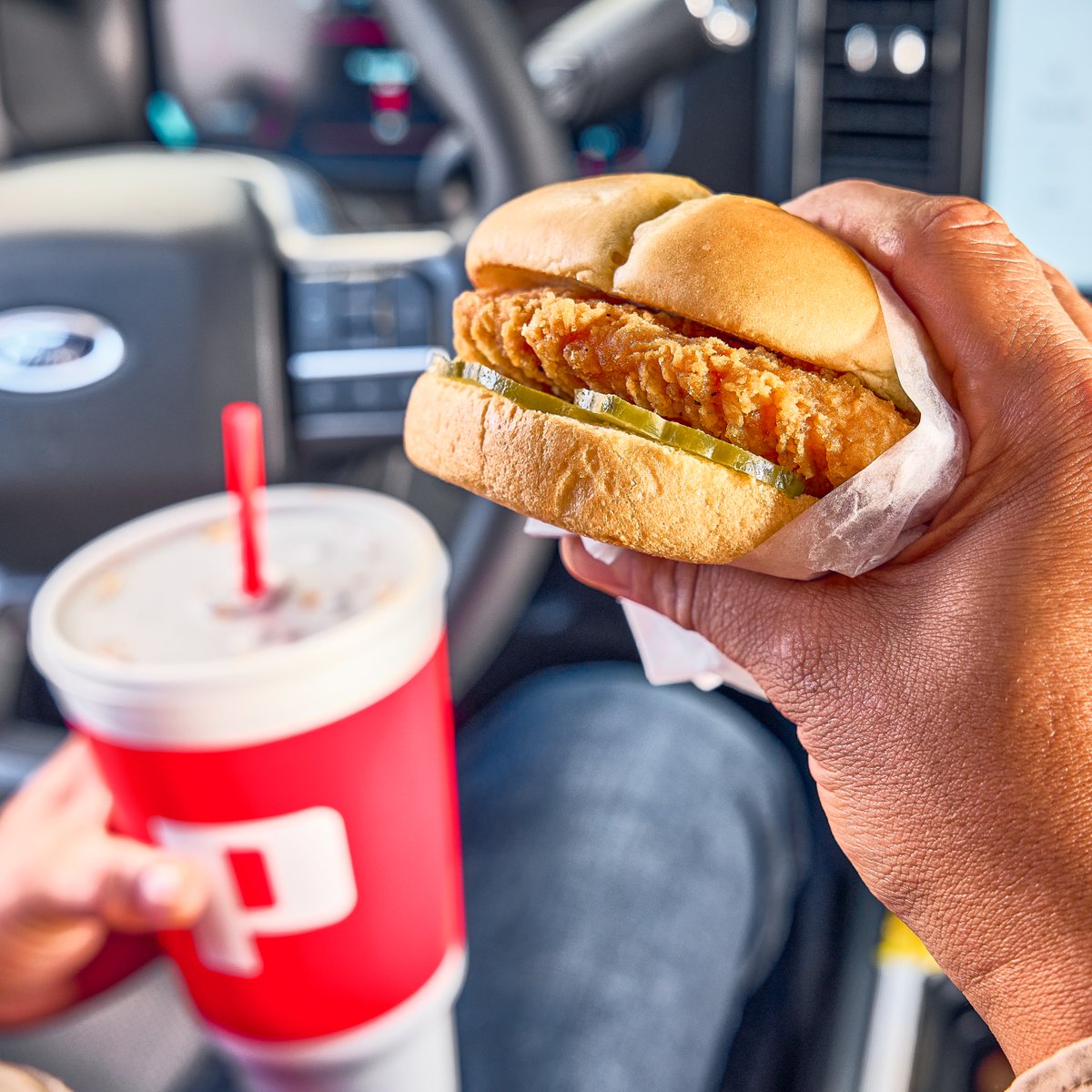 Pilot Flying J tweet media