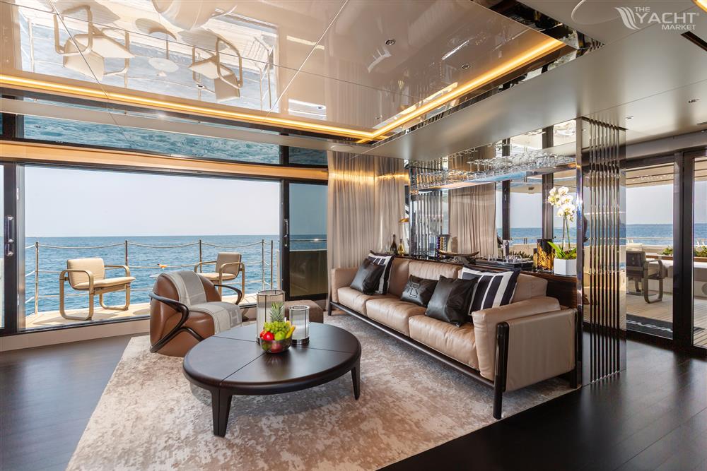 theyachtmarket's tweet image. Sanlorenzo SL 106 Asymmetric for sale in Antibes, France. Listed price €11,500,000 EUR. Discover more: theyachtmarket.com/en/boats-for-s… 

#buyboat #sellboat #yachting #boating #boot #bateau #usedboats #barca #abya #boten #jacht #boats #barcos #yachtmarket #sanlorenzoyachts #barche