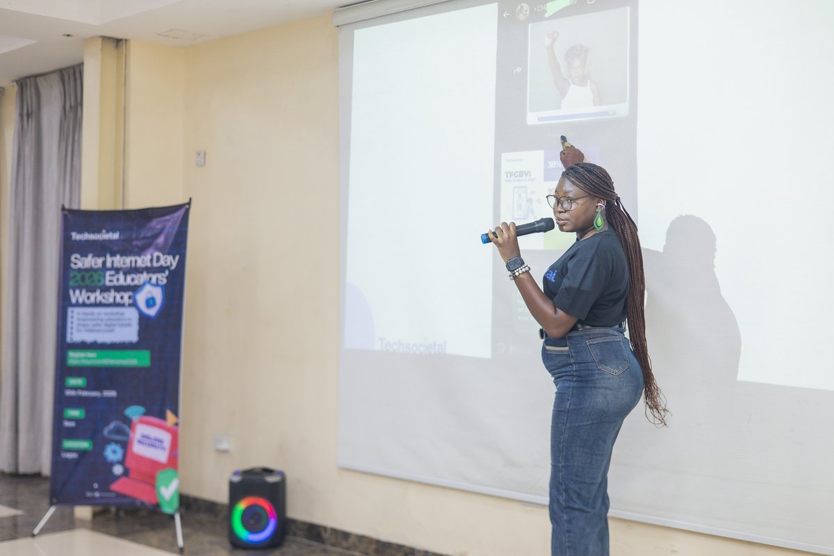 Techsocietal tweet media