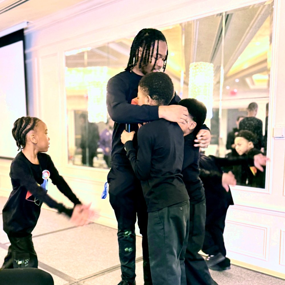 Life Pieces To Masterpieces tweet media